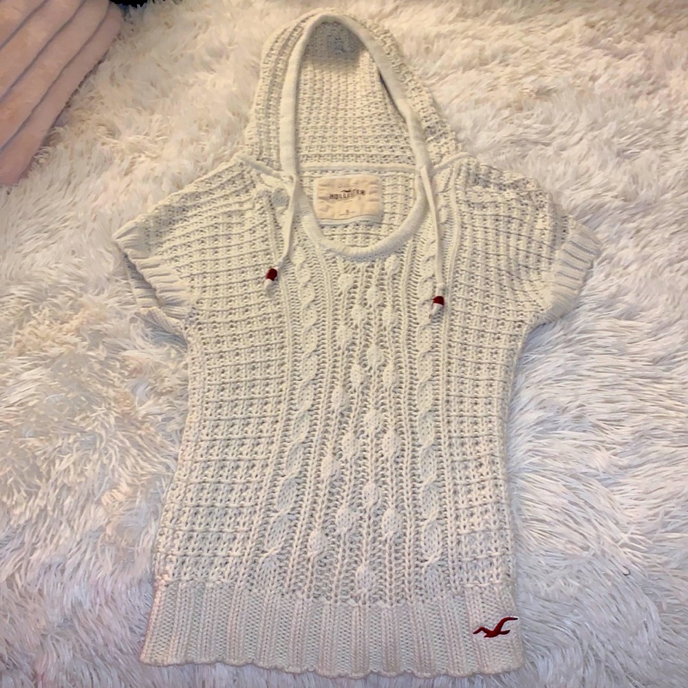 Oatmeal Y2K Knit Hollister sweater